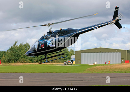 Un hélicoptère Bell JetRanger III Banque D'Images