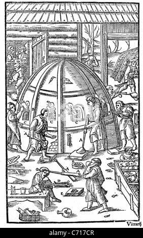 GEORGE AGRICOLA (1494-1555) La fabrication du verre à partir de 1556 son ouvrage De Re Metallica sur l'exploitation minière et des minéraux de travail Banque D'Images