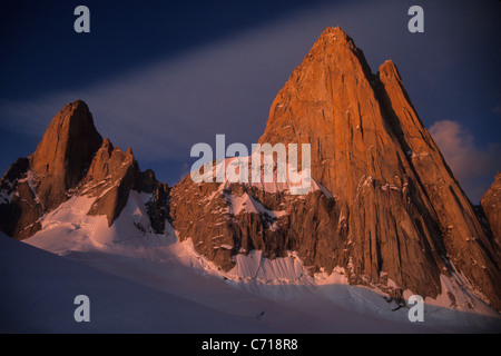 Lever du soleil sur le Mont Fitz Roy, El Chalten, Patagonie, Argentine. Banque D'Images