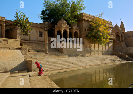 Ghat à Gadi Sagar Jaisalmer Rajasthan occidental l'Inde Banque D'Images