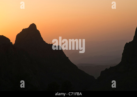 La fenêtre au coucher du soleil dans le parc national Big Bend au Texas. Banque D'Images