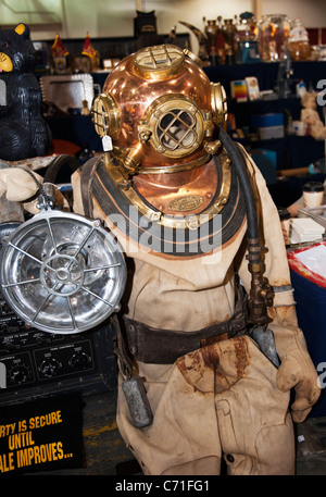 1950 US Navy diving helmet, poursuite et engins Banque D'Images