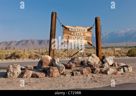 Panneau à l'entrée de Manzanar War Relocation Center, l'indépendance, en Californie, USA. JMH5301 Banque D'Images