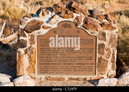 Plaque à Manzanar War Relocation Center, l'indépendance, en Californie, USA. JMH5303 est Banque D'Images