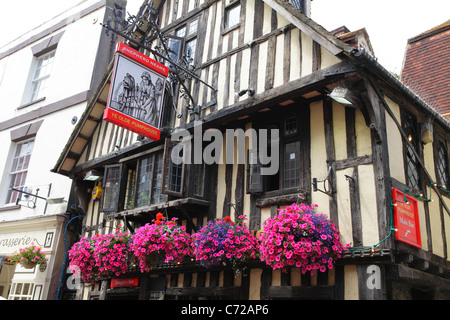 Ye Olde station de pompage pub George Street, vieille ville de Hastings, East Sussex, Angleterre, RU, FR Banque D'Images