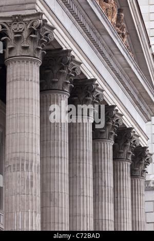 Canada,Québec,Montréal, Montréal, les colonnes de l'Édifice de la Banque de Montréal Banque D'Images