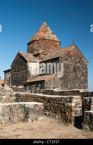 L'ancienne église arménienne sur le lac Sevan l'Arménie Banque D'Images