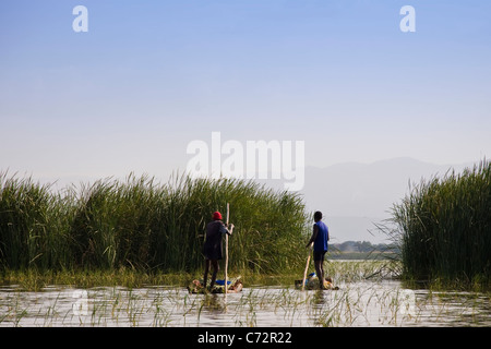 Fishermnn, Lac Chamo, Arba Minch, Ethiopie Banque D'Images