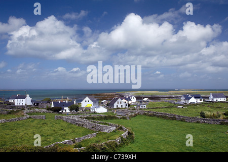 Le village de Place Killeany sur l'île de Inishmore, Aran Islands, comté de Galway, en République d'Irlande Banque D'Images