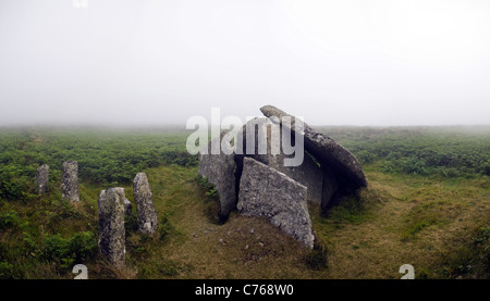 Zennor Quoit chambre funéraire néolithique sur Zennor, Cornwall, UK Banque D'Images