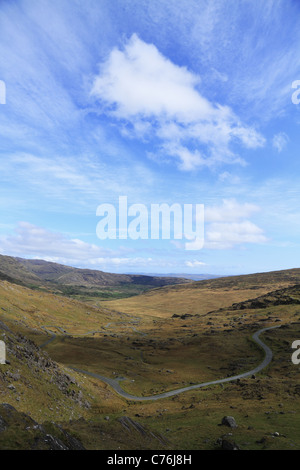 La vue à travers le col Healy sur la péninsule de Beara vers Co Cork en République d'Irlande. Banque D'Images