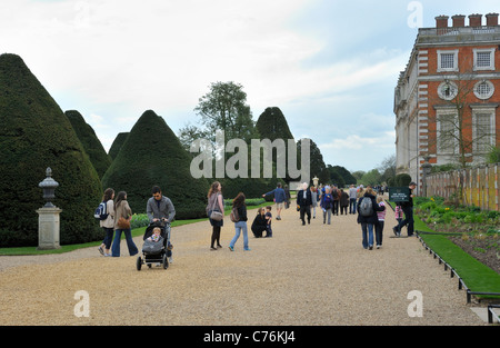 Hampton Court Palace Grande Fontaine Jardin Banque D'Images