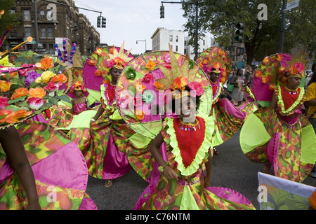 2011 ; West Indian/Caraïbes Kiddies Parade, Crown Heights, Brooklyn, New York. Banque D'Images