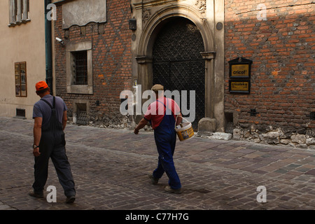 Entrée du Cricot 2 - compagnie de théâtre basée à la rue Kanonicza, Cracovie, Pologne. Banque D'Images