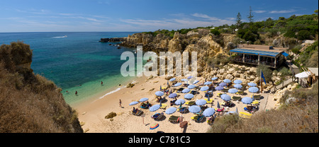 Le Portugal, l'Algarve, Praia do Castelo beach près de Albufeira Banque D'Images