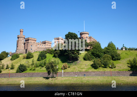 L'Écosse, Highlands, d'Inverness, la rivière Ness et le château d'Inverness Banque D'Images