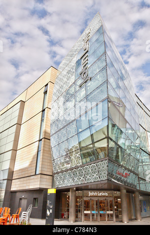 Vue extérieure de la John Lewis department store à Westfield Stratford City Shopping Centre sur le jour de son ouverture Banque D'Images