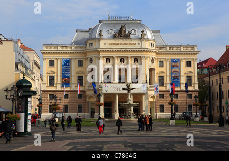 Théâtre national slovaque à Hviezdoslavovo namestie, Bratislava, Slovaquie Banque D'Images