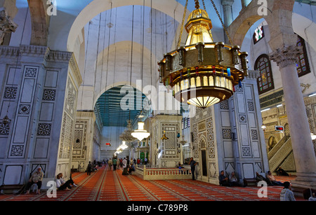 Intérieur de la mosquée des Omeyyades, Damas, Syrie Banque D'Images