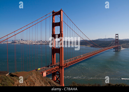 Photo prise fin d'après-midi, le Golden Gate Bridge à l'automne. Banque D'Images