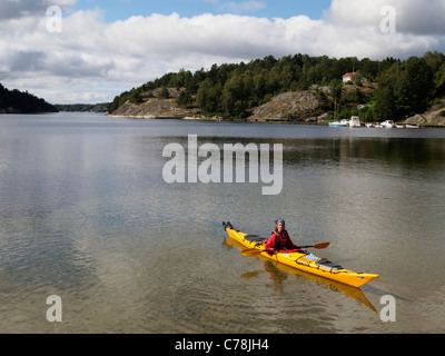 Eriksberg, kayak de mer, Bohuslän, Suède Banque D'Images