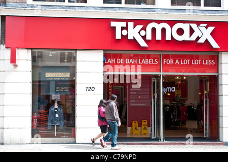 T.K.Maxx Shop sur Charing Cross Road London, UK Banque D'Images
