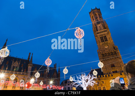 Le beffroi de Bruges, Belfort, Clocher, le Markt, la place du marché, Bruges, Brugge, Flandre occidentale, Flandre, Belgique Banque D'Images