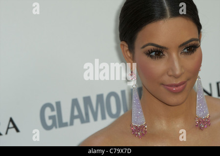 Kimberly 'Kim Kardashian' Humphries Suivre le modèle Kardashians