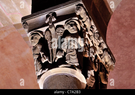 France, Saint James Way : capitale romane dans l'église abbatiale Sainte-Foy de Conques Banque D'Images