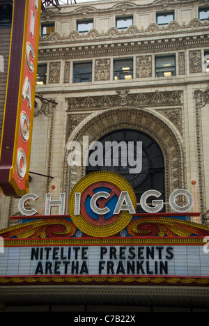 Aretha Franklin à jouer au théâtre de Chicago, Chicago, Illinois, États-Unis Banque D'Images