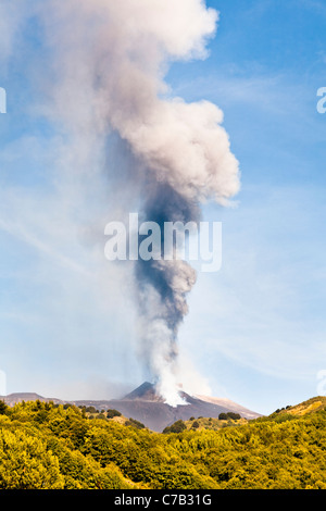 L'Etna en éruption le 8 septembre 2011, Sicile, Italie Banque D'Images