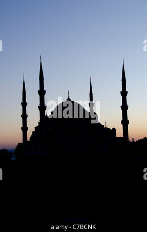 Turquie, Istanbul. La Mosquée Bleue (Sultan Ahmet Camii aka), vers 1609. Coucher de soleil sur la Mosquée Bleue. L'UNESCO. Banque D'Images