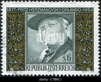 Autriche - 1977 : timbre imprimé en Autriche, est dédiée à la célébration du 100e anniversaire de Fritz von Herzmanovsky-Orlando Banque D'Images