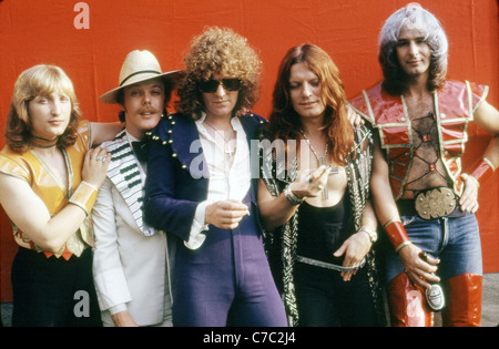 MOTT THE HOOPLE en 1972. De gauche Dale Griffin, Morgan Fisher, Ian Hunter,Ariel Bender, Overend Watts Banque D'Images