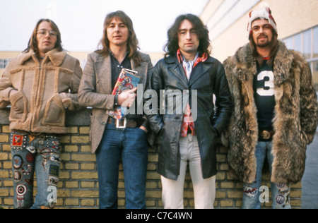 BAD COMPANY UK rock group vers 1974. à partir de l : Simon Kirke, Mick Ralphs, Paul Rodgers et Boz Burrell Banque D'Images