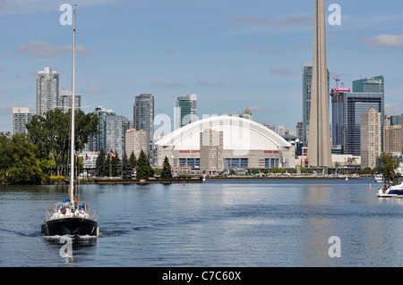 Vue d'Harbroufront à Toronto, centre financier, Condos, Skydome Banque D'Images