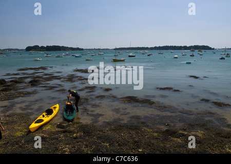 Seakayaks. Larmor Baden, Golfe du Morbihan, Bretagne, France, Europe. Banque D'Images