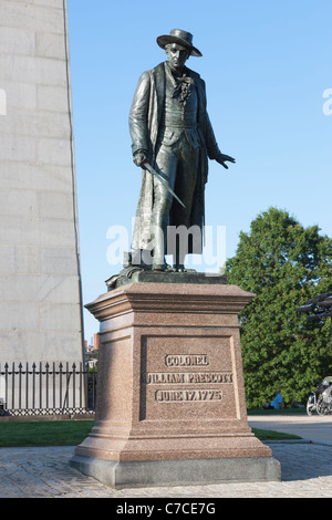 La statue du colonel William Prescott au Bunker Hill Monument à Charlestown près de Boston (Massachusetts). Banque D'Images