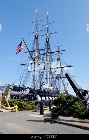 USS Constitution connue comme la plus ancienne Ironsides Old US Naval commandé le navire amarré au chantier naval de Charlestown Boston, Massachusetts. USA Banque D'Images