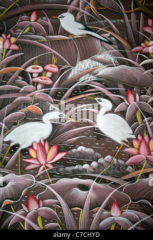 Peinture d'aigrettes et de l'Indonésie Bali Starling dans un étang Banque D'Images