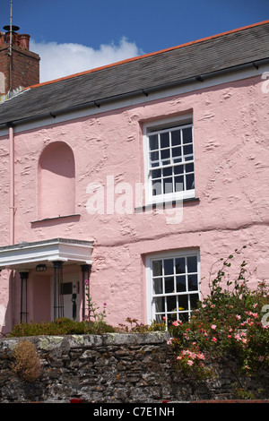 Cottage rose à Charlestown, St Austell, Cornwall en mai Banque D'Images