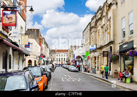 Boutiques sur la Princesse Victoria Street dans le village de Clifton, Bristol, Avon, Royaume-Uni Banque D'Images