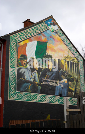 Insurrection de Pâques 1916 peinture murale mur républicain andersonstown ouest de Belfast en Irlande du Nord Banque D'Images