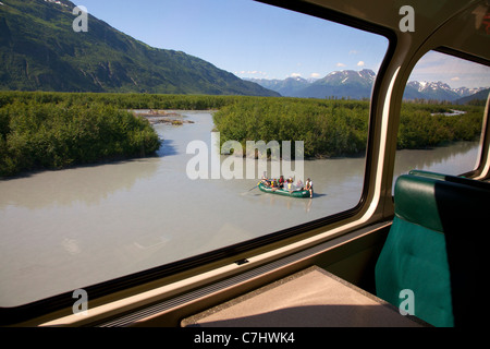 L'Alaska Railroad à Spencer Glacier, Alaska, la Forêt Nationale de Chugach. Banque D'Images