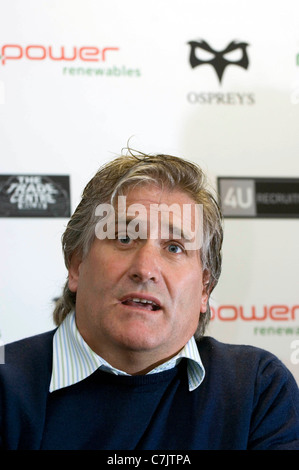 Scott Johnson est dévoilé comme nouvel entraîneur de l'équipe de rugby de balbuzards au Liberty Stadium de Swansea. Banque D'Images