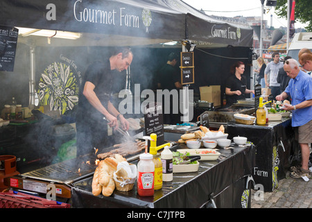 Ferme Gourmet food sur Narrow Quay au cours de l'Harbour Festival en juillet 2011, Bristol, Avon, Royaume-Uni Banque D'Images