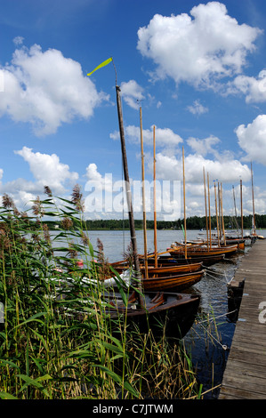 Bateaux à voile en bois traditionnel à l'Laivasilta pier, Loviisa, Finlande, Scandinavie, l'Europe. À chaque année Laivasilta est arr... Banque D'Images