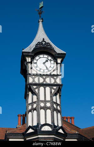 Tour de l'horloge à Castle Road, Southsea, Portsmouth, Hampshire, England, UK. Banque D'Images