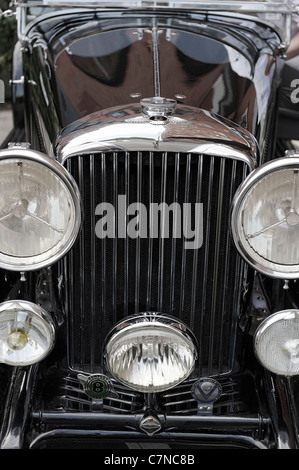 Détails radiateur Ventilateur BENTLEY 4,5L, Vanden Plas Open Sports Tourer, construit en 1934, Hambourg Banque D'Images