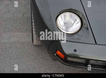 Plus de détails, les projecteurs, les phares pop-up, Porsche 928, construit en 1979, la rareté, véhicule de collection, classic car, Hambourg, Allemagne Banque D'Images